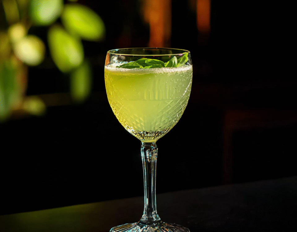 Cocktail Gin Basil Samsh